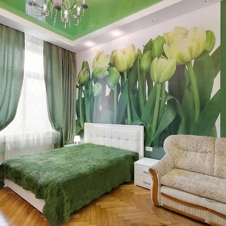 On Dudayeva 17 Leopoli