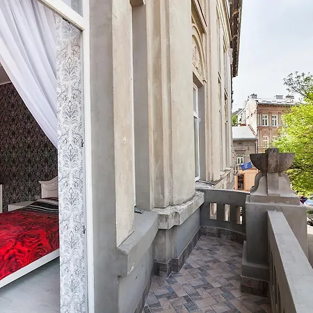 On Dudayeva 17 Apartman