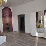On Dudayeva 17 Apartman