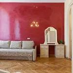 On Dudayeva 17 Apartman Lviv