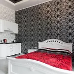 On Dudayeva 17 Apartman Lviv