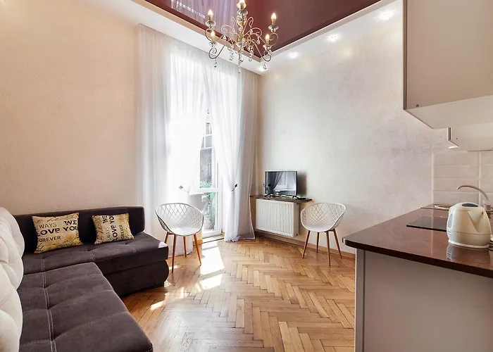 On Dudayeva 17 Apartman Lviv